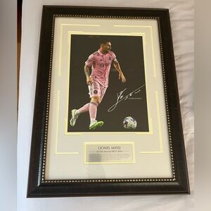 Lionel Messi Facsimile Autograph Framed Photo